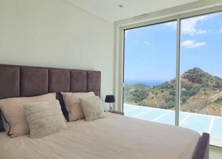 Ojen Apartment | Experience Family-Friendly Comfort at Palo Alto Hotel