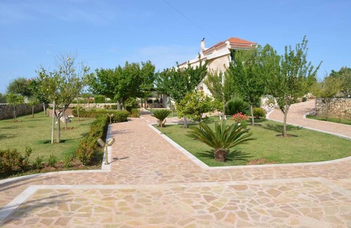 Karavados House | Pet-Friendly Retreat at Paloma - Guest Rated 10/10