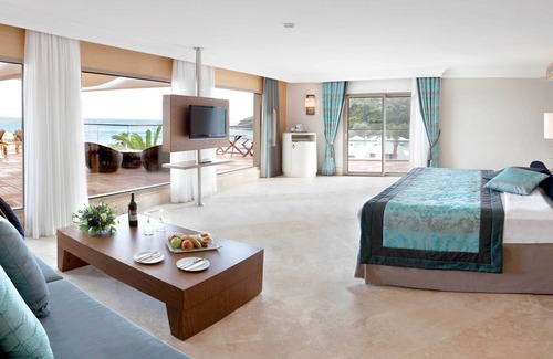 Ozdere Resort | Indulge in All-Inclusive Luxury at Paloma Pasha Resort