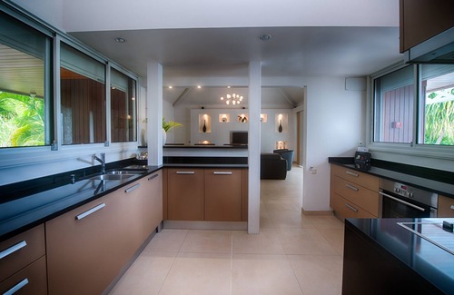 Orient Bay Villa | Discover Paloma Villa Orient Bay: Ocean View with Pool