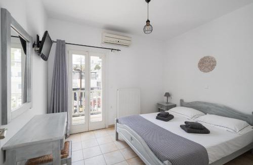 Livadi Apartment | Exquisite Palos Studios: Family-Friendly & Guest Rated 9.7