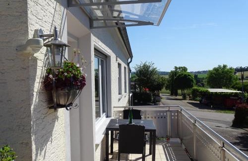 Wehr Apartment | Relaxing Holiday Apartment by the Moselle with Terrace