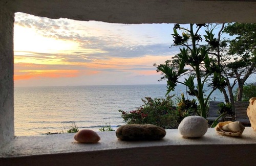 Tierra Bomba Island Cabin | PAMADUIH - Ocean Cliff Cabin with Spectacular Views