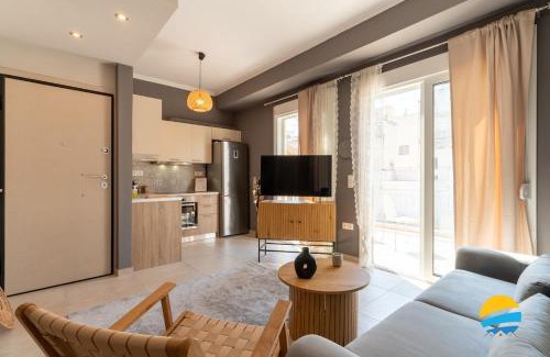 Pasalimani Apartment | Pame Rentals - 2BD Modern Home Steps from Pasalimani