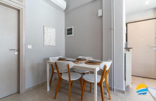 Pasalimani Apartment | Pame Rentals - 2BD Modern Home Steps from Pasalimani