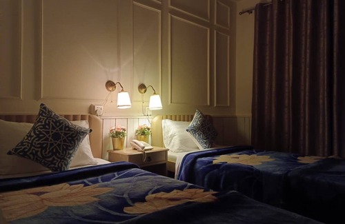 Chitral Hotel | Relax at Pamir Riverside with Family-Friendly Amenities