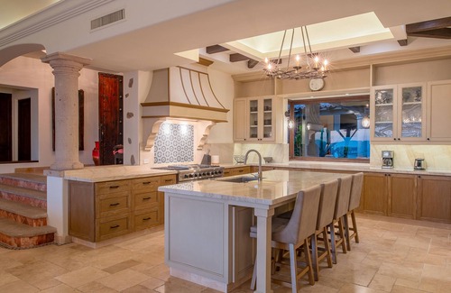 San Jose del Cabo House | Indulge in 5 Star Comfort with Oceanfront Views and Spa