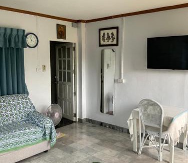 Hat Yai Bed & Breakfast | Pet-Friendly Pamy Yoga Studio with Top Guest Ratings