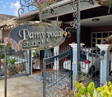 Hat Yai Bed & Breakfast | Pet-Friendly Pamy Yoga Studio with Top Guest Ratings