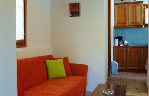 Skopelos Cottage | Idyllic Pan Flute Cottage: Nature Retreat with Breakfast