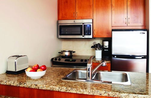 Whistler Village Hotel | Discover Pan Pacific Whistler Village Centre: 4-Star Escape