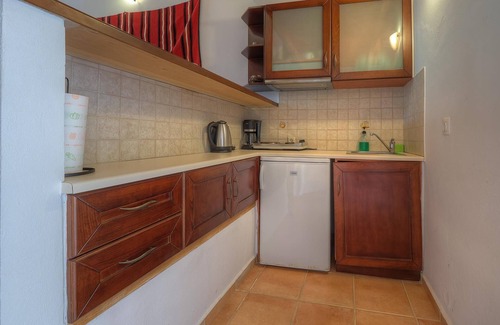Amari House | Discover Panakron: Family-Friendly Retreat in Amari Village
