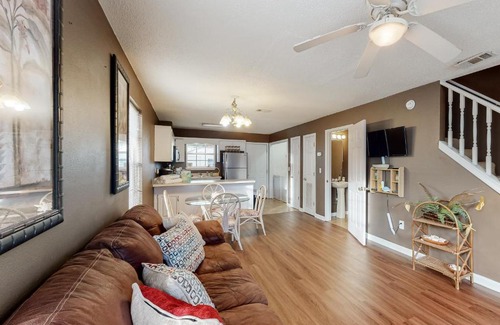 Holiday Beach House | Family-Friendly Panama City Beach Retreat with Kitchen