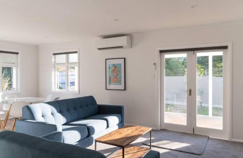 Martinborough House | Discover Panama Paradise: Family-Friendly Retreat Steps Away