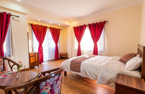 Kathmandu Bed & Breakfast | Highly Rated Panas UK BNB: Family-Friendly with Breakfast