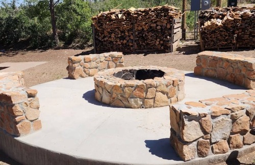 Timberon Cabin | Discover Pancho Villa Cabin: Breathtaking Views & Spa Retreat