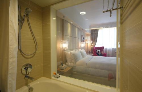 Tsuen Wan Hotel | Relax at Panda Hotel: Family-Friendly Stay with Pool Access