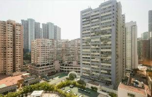 Tsuen Wan Hotel | Relax at Panda Hotel: Family-Friendly Stay with Pool Access