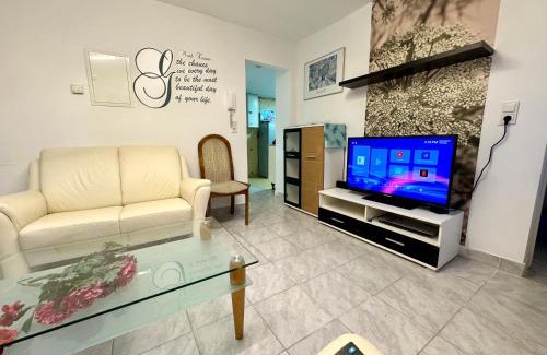 Bad Hersfeld Apartment | Cozy Panda-Themed Holiday Apartment with Breakfast Included