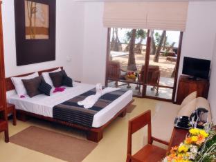 Induruwa Hotel | Relax at Pandanus Beach Resort & Spa - 5-Star Oceanfront Escape