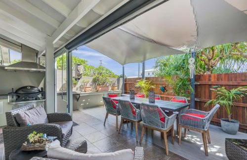 North Creek House | Unforgettable Family Getaway at Pandanus Luxe Hotel