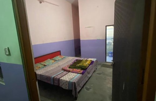 Champawat Cabin | Budget-Friendly Stay at Pandey Pooja Samagri Bhandar