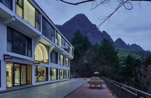 Wulingyuan Hotel | Pandora Boutique Hotel-Within Zhangjiajie National Forest Park