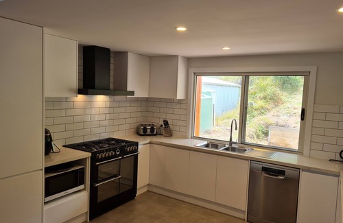 Venus Bay House | Discover Pandora's Escape: 10/10 Oceanfront Retreat