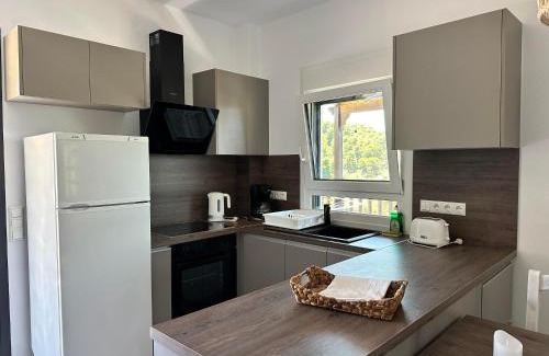Kanapitsa Hotel | Pet-Friendly Retreat at Pandora Studios Skiathos - 8.4/10 Rated
