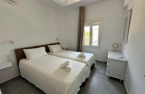 Kanapitsa Hotel | Pet-Friendly Retreat at Pandora Studios Skiathos - 8.4/10 Rated