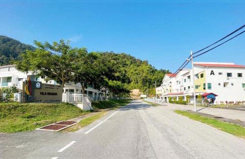 Pangkor Island House | Cozy Studio Stay Steps from the Beach with Ocean Views