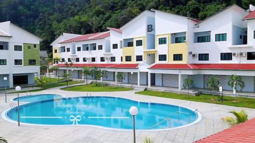 Pangkor Island Apartment | Beachfront Pangkor Pasir Bogak Apartment with Free WiFi