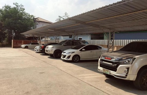 Ban Du Hotel | Family-Friendly Pangviman Residence with Great Guest Ratings