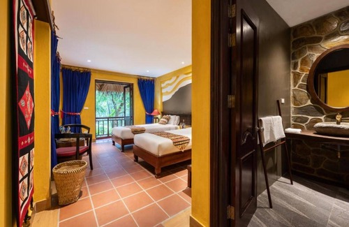 Thong Nguyen Hotel | Relax at Panhou Retreat: Spa, Dining & Family Amenities