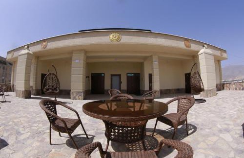 Panjakent Hotel | Panjakent Plaza: Guest Rated 8.5 with Pet-Friendly Amenities