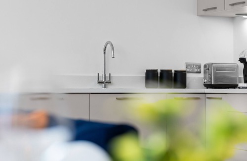 Monifieth Apartment | Discover Panmure Apartment: Rated 9.8 with Family Amenities