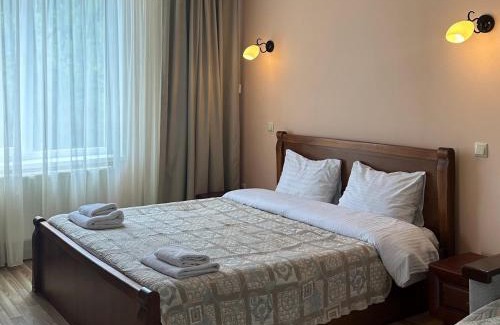 Solochyn Hotel | Pet-Friendly Mini-Hotel Panna with Ocean View & Pool