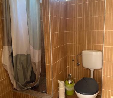 Egerszalok House | Cozy Panni Vendégház: Family-Friendly with Hot Tub!