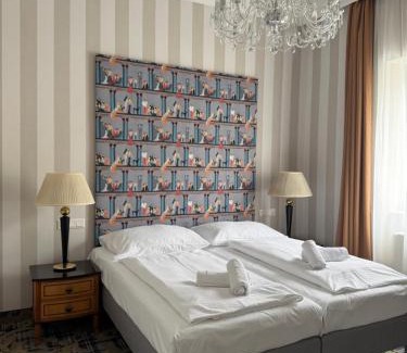 Sopron Hotel | Elegant Pannonia 1893 Prémium: Pool, Spa & Family Friendly