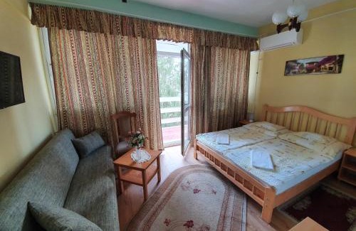 Miskolc-Tapolca House | Family-Friendly Stay at Panoráma Vendégház - Rated 9/10