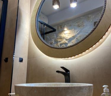 Kiparissia Apartment | Oceanfront Panoraias Suite: Guest Rated 10/10 in Kyparissia