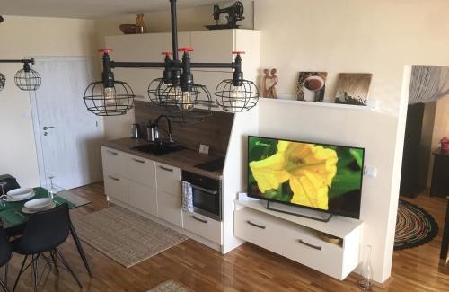 Mladost Apartment | Top-Rated Panorama Apartment in Darvenitsa Awaits You