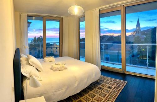 Roiano-Gretta-Barcola-Cologna-Scorcola Apartment | Oceanfront Panorama Apartment with Pool and Stunning Views
