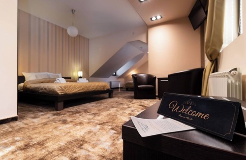 Novi Sad House | Relax at Panorama Aqualux: Pool, Spa & Family-Friendly Fun