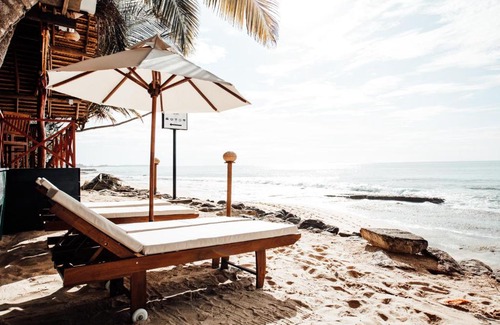 Tangalle Hotel | Beachfront Bliss at Panorama Beach with Private Ocean Views