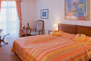 Seiffen Hotel | Inviting Panorama Berghotel Wettiner Höhe with Ocean Views