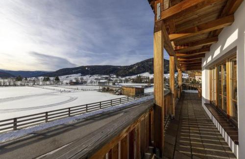 Mauterndorf House | Discover Panorama Chalet Taurachtal with Spa & Family Comfort