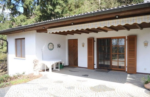 Buchschirm House | Panorama: Ideal Holiday Residence with Pet-Friendly Amenities