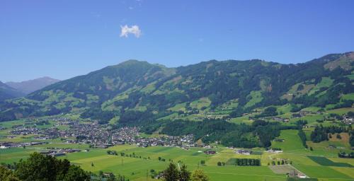Holdernach Apartment | Child-Friendly Panorama Eagle Lodge: Rated 9.6/10 by Guests
