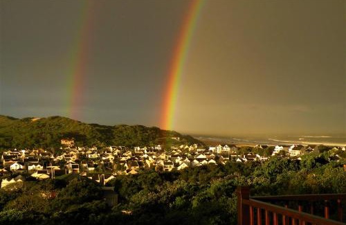West Bank House | Panorama Guest House: Family-Friendly with Pool & Breakfast